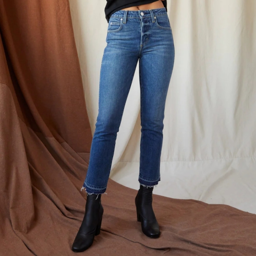 AMO Babe Jeans